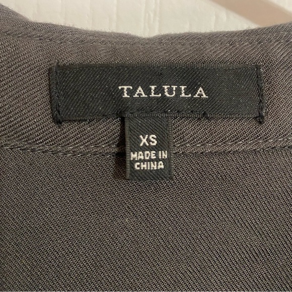 Aritzia Talula Long Sleeve Pant Elastic Waist Button Up Pockets Jumpsuit Romper - Picture 11 of 12